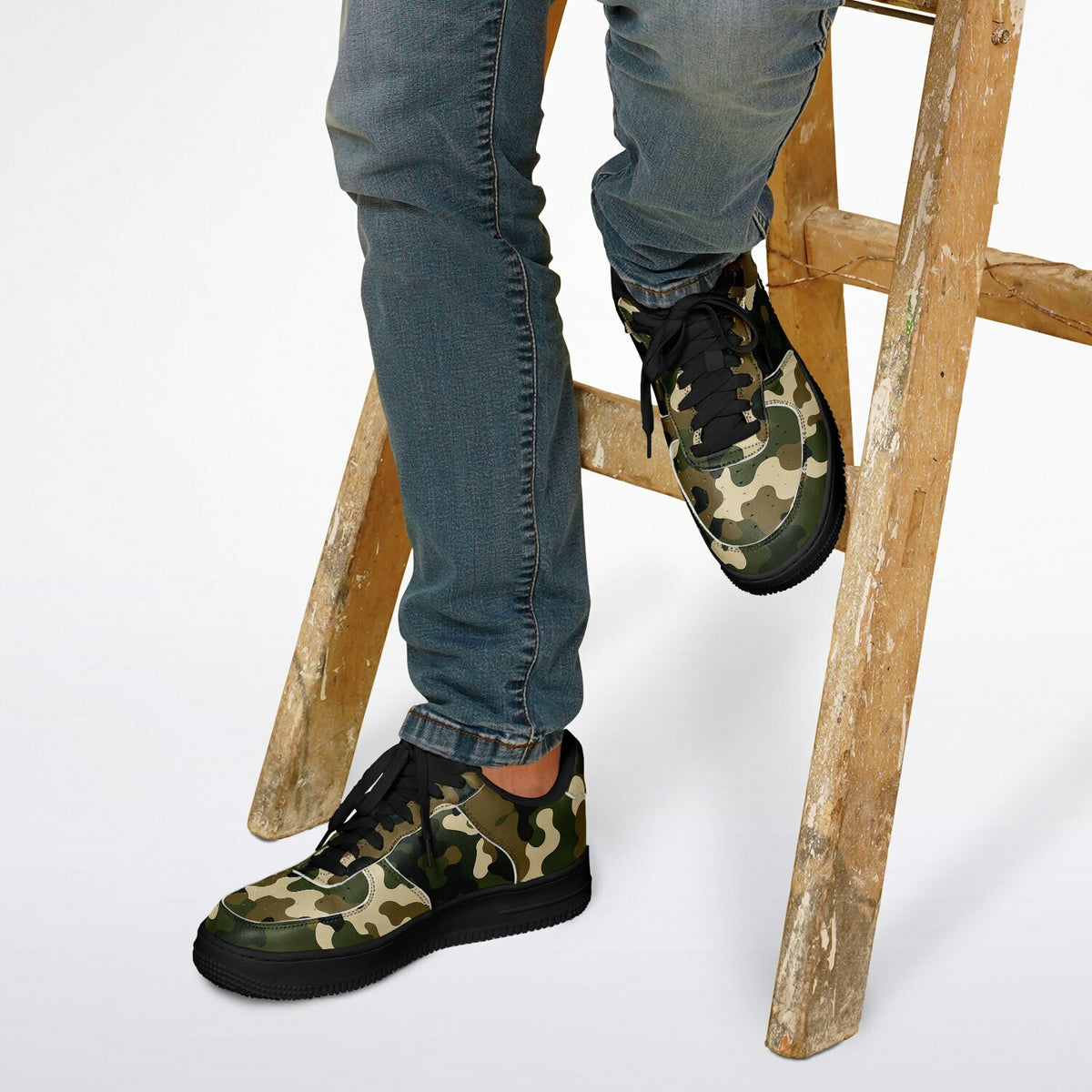 Low Tops Sand